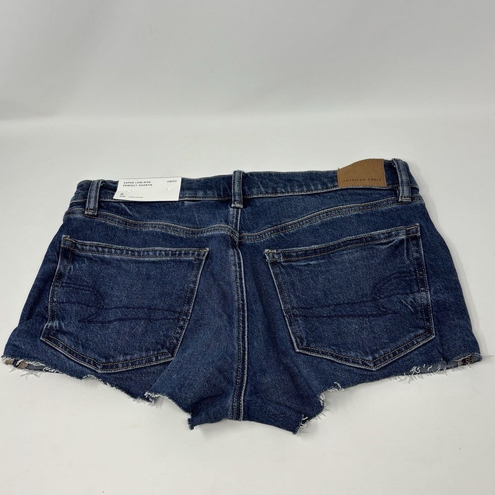 American Eagle Super Low Rise Perfect Shortie Denim Shorts Stretch Size 6 NWT - Picture 2 of 9